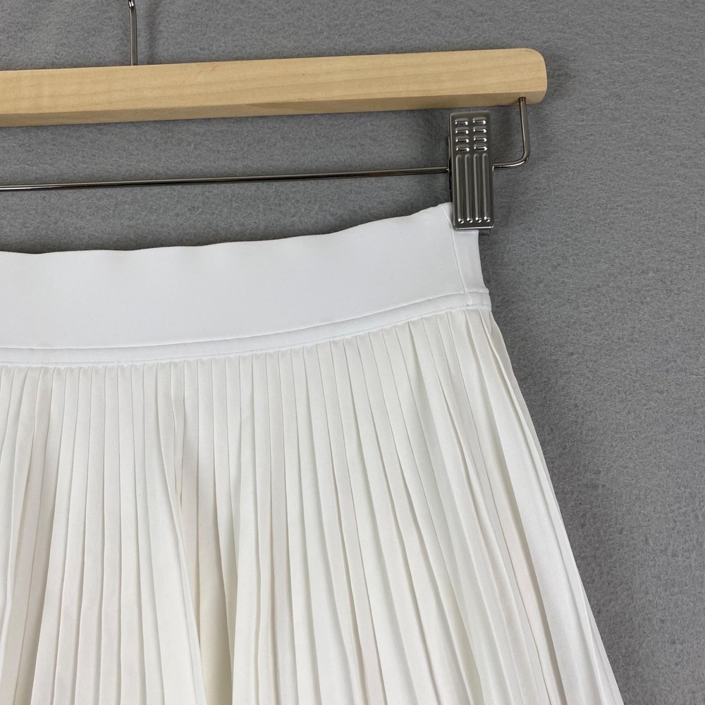 Lululemon Varsity High Rise Pleated Tennis Skirt white Size 4 liner - Picture 7 of 15